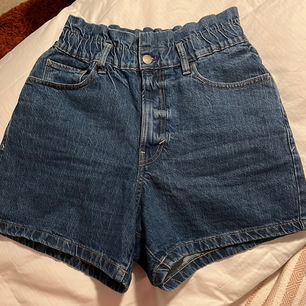 a.n.a High waisted Paper bag Mom shorts